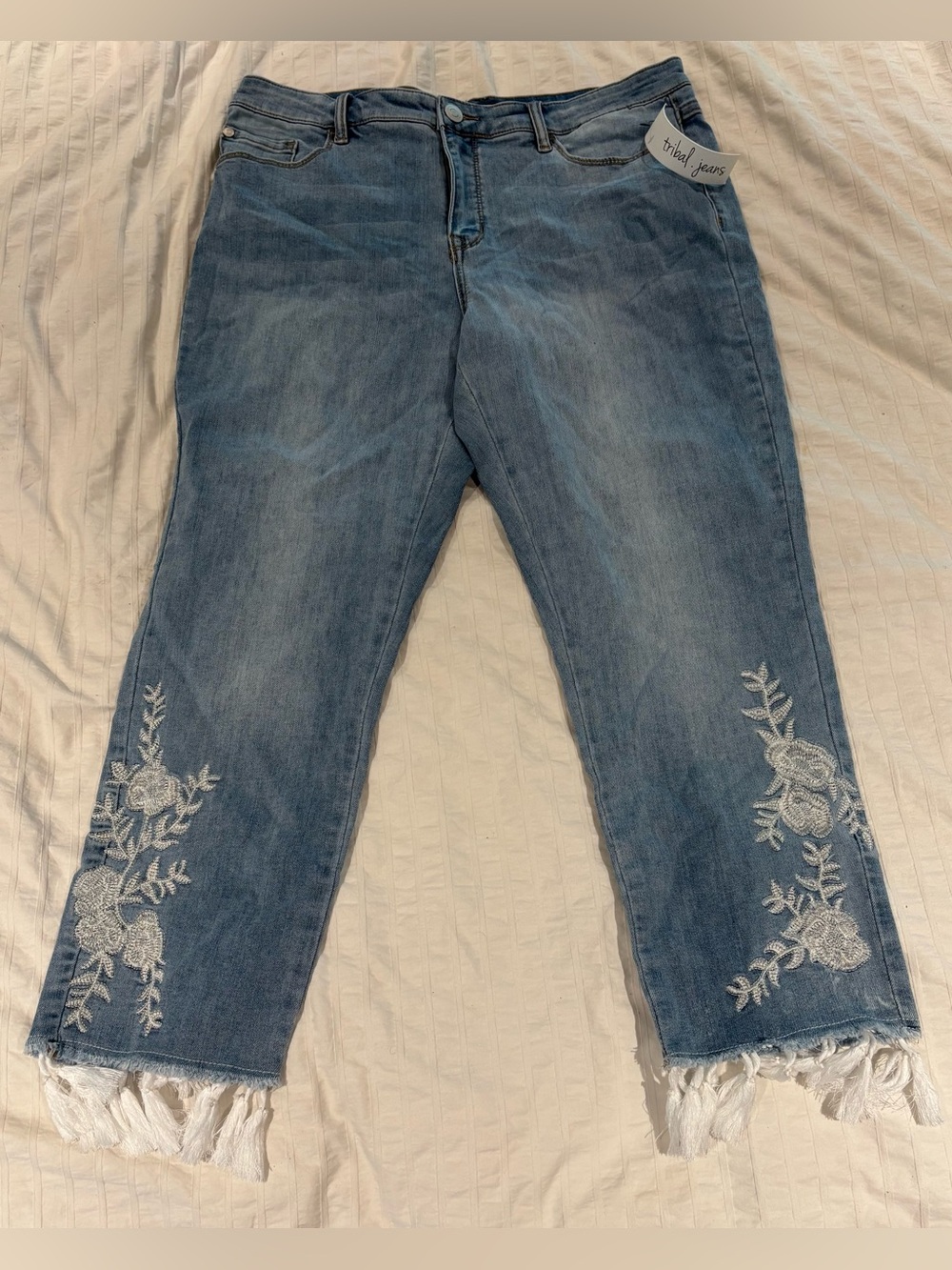 NWT TRIBAL Size 12 Blue Jeans w/ White Embroidery & Tassel Skinny Crop